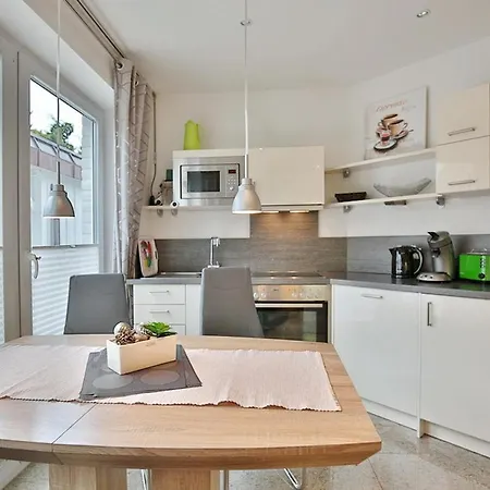 Parkresidenz Bergstrasse 52 Parkresidenz Bergstrasse 52 2 *